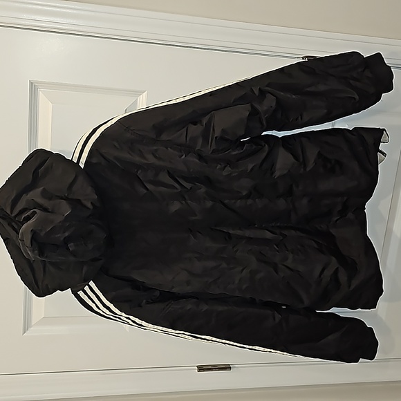 Vintage Adidas Black Reversible Puffer Jacket (Large) - Picture 3 of 8